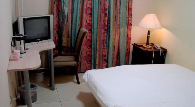365 inn - Hostel