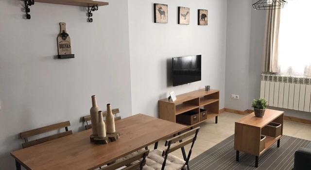 Vitivola Pleta Peu del Riu 7.3 - Incles, Book Hotel Hoteller i Incles med parkering, Parkering