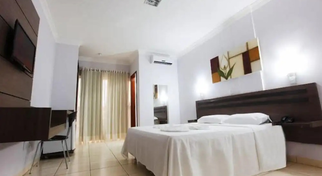 Номер Deluxe Augustus Hotel