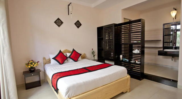 Двухместный номер Superior с балконом Ngan Phu Villa