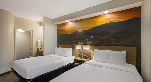 Четырёхместный номер Standard Clarion Pointe Sevierville-Pigeon Forge