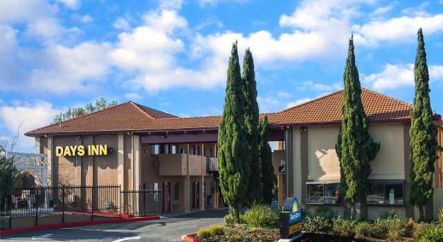Days Inn by Wyndham Pinole Berkeley, Prenota Hotel Pinole San Francisco Bay Area