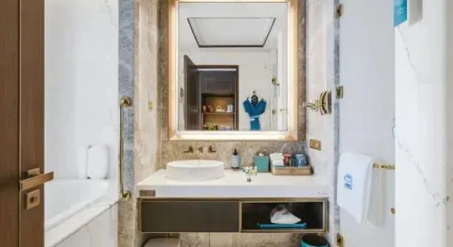 Standard Doppel Zimmer Sofitel Xiong An