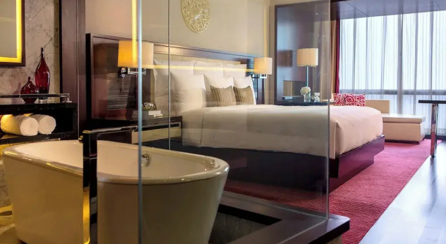 Двухместный номер Guest Club Lounge Access Renaissance Beijing Capital Hotel