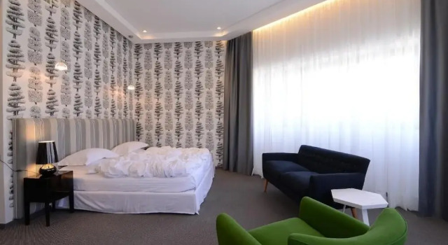 Полулюкс Miramar Hotel Resort and Spa