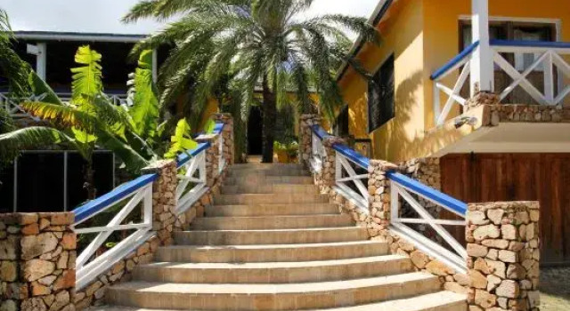 The Carib House, Забронировать Отель Отели Английского Харбора с бассейном, Бассейн