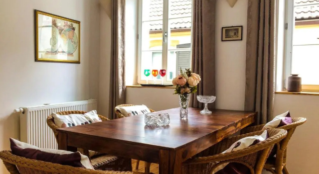 Апартаменты Romantische Ferienwohnungen Deidesheim