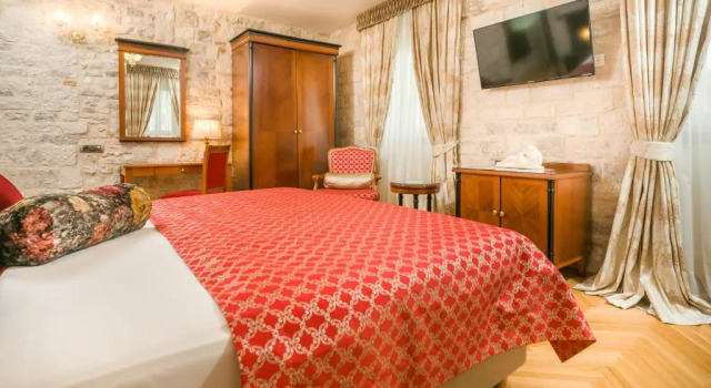 Двухместный номер Deluxe with Old Town view Judita Palace Heritage Hotel