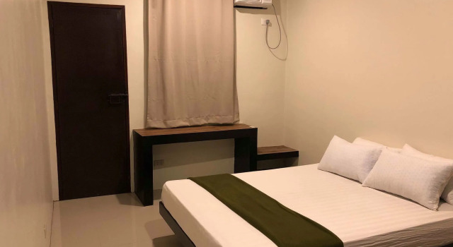 Golite Hostel, Book Hostel / Vandrerhjem Hostels i Legazpi, Hostel / Vandrerhjem