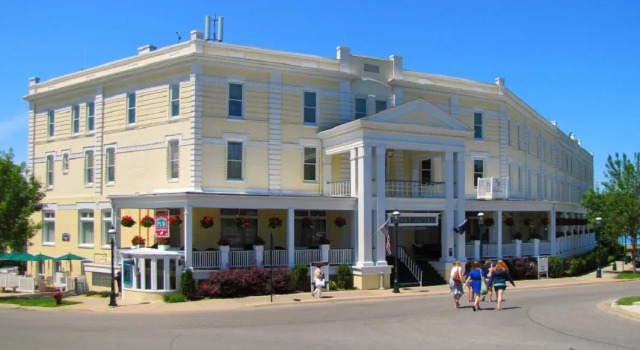 Двухместный номер Economy Perry Hotel