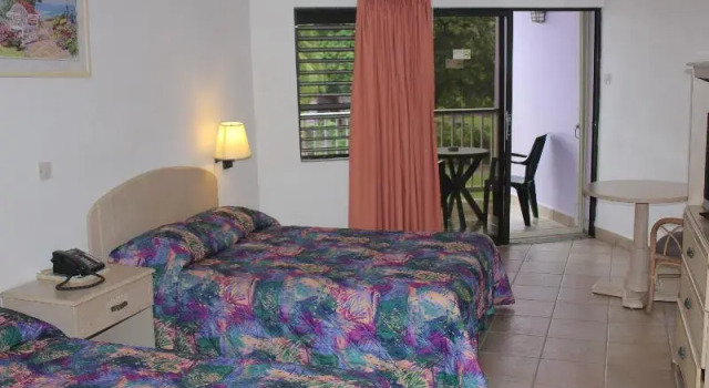 Номер Standard с балконом и с видом на сад Allamanda Beach Hotel