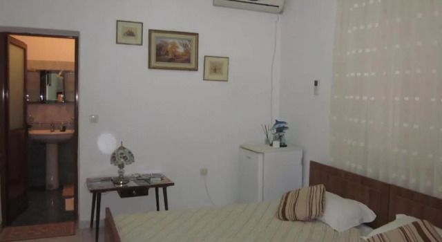 Двухместный номер Standard Guest House and Tavern Leo