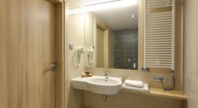 Двухместный номер Standard Bristol Art & Medical SPA