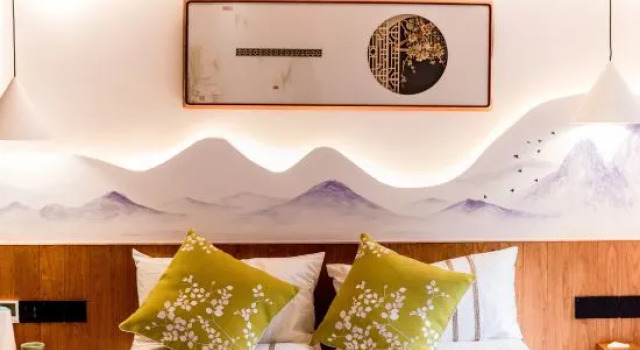 Люкс LiJiang Shiningland Resort Hotel（Lijiang Old Town）