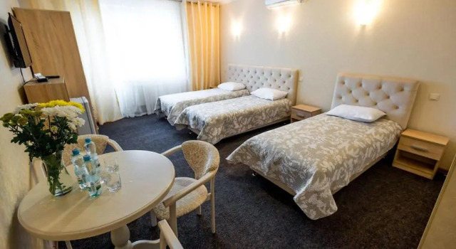 Standard Zimmer Guest House Shale