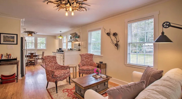 Коттедж Savannah Cottage - 5 Mi to Wormsloe Historic Site!
