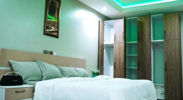 Immaculate 3-bed Apartment in Accra, Book Lejlighed Hoteller i Greater Accra med parkering, Parkering
