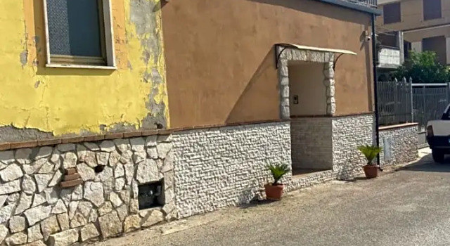 INFORMIS B&B, Book Bed and Breakfast Hotels in Capua with Parking, Parking