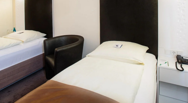 Одноместный номер Classic Hotel-Restaurant Zur Krone
