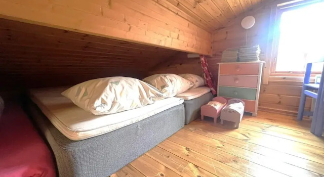5 Person Holiday Home in Bredaryd, Rezerwuj Dom wakacyjny Domki letniskowe w Jonkoping, Domek