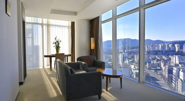 Люкс Royal Ecograd Hotel