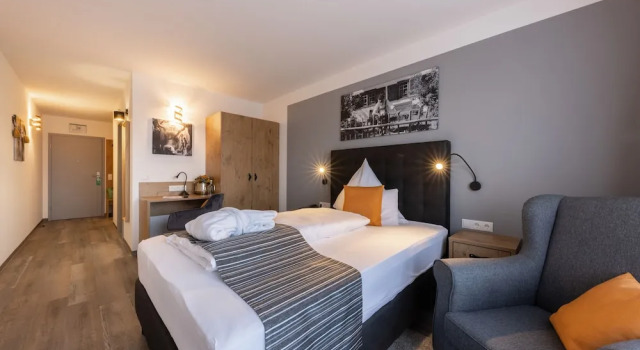 Одноместный номер Business с балконом Hotel Tanneck
