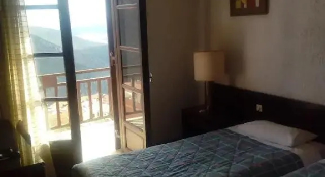 Panoramic view 2, Book Apartment Hotels in Central Greece with Parking, Parking
