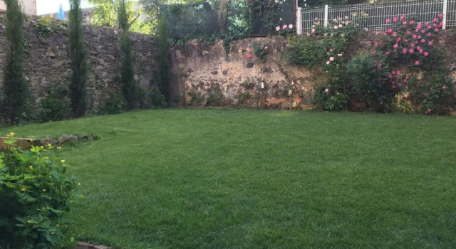 Cal Mestre, Prenota Hotel Hotel a Garrotxa con parcheggio, Parcheggio