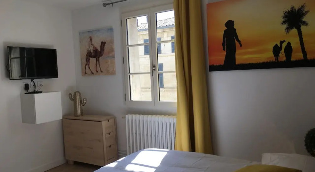 Appartements - Rue Alsace Lorraine, Забронировать Апартаменты/квартира Апартаменты Ньор, рядом с Церковь Св. Андрея, Апартаменты/квартира
