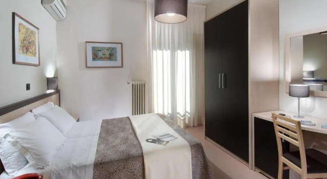 Conchiglia, Rezerwuj Hotel Senigallia 