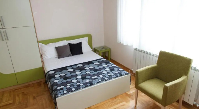 Luxury Studio - Vracar, Забронировать Отель Отели Белграда с парковкой, рядом с Храм Святого Саввы, Парковка