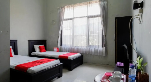 Standard double chambre RedDoorz Syariah near Menara Kudus