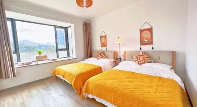 Семейный люкс с 3 комнатами Haoke Travel  Hotel