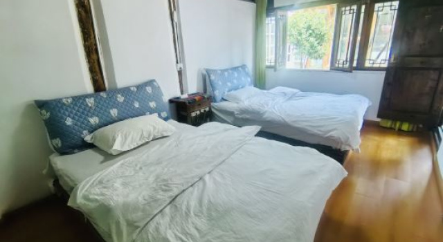 Номер Standard с видом на внутренний двор Lijiang Wei'an Leisure Inn