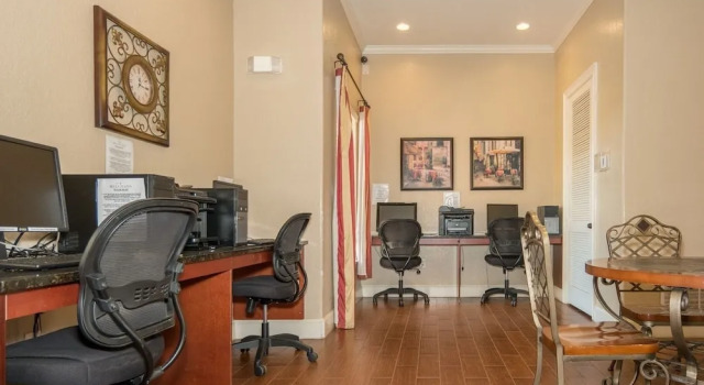 Bp914cp 3 Bedroom Condo in Bella Piazza, Book Hotel Hoteller i Four Corners med pool, Swimmingpool