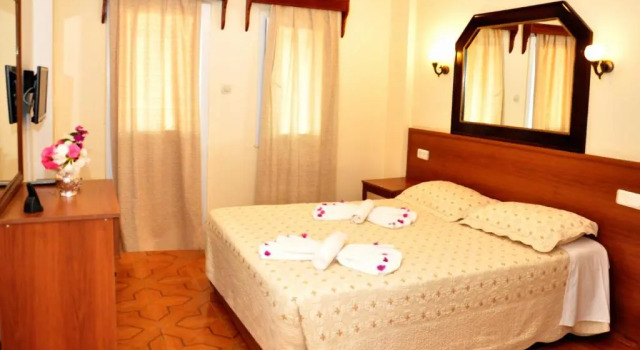 Двухместный номер Standard Regal Hotel