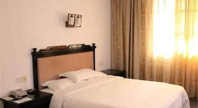 Tengda Businss Hotel - Zhuhai