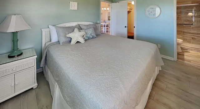 Admirals Bay 255 by Distinctive Beach Rentals