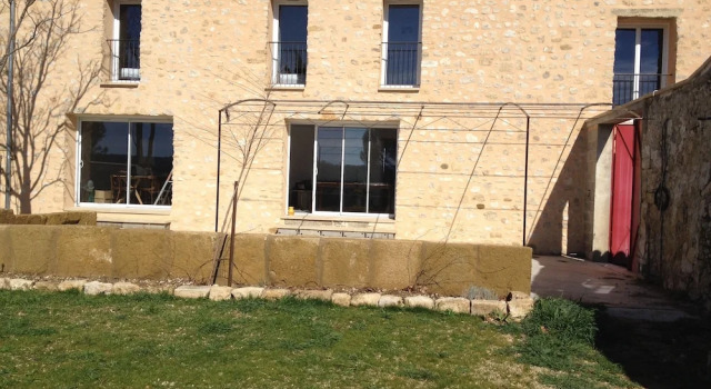 La Magnaneraie, Book Hotel Pernes-les-Fontaines Vaucluse