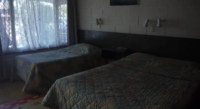 White Lanterns Motel