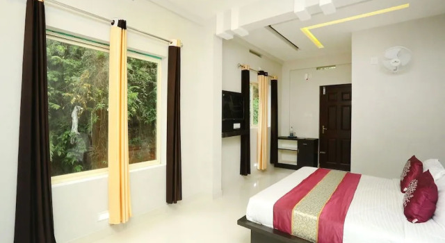 OYO 12978 igloo Residency, Забронировать Отель Отели штата Кералы с завтраком, Завтраки