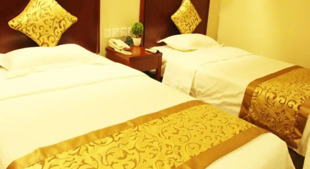 Двухместный номер Standard GreenTree Inn ZhangJiaKou XiaHuaYuan District XinChen Road Express Hotel