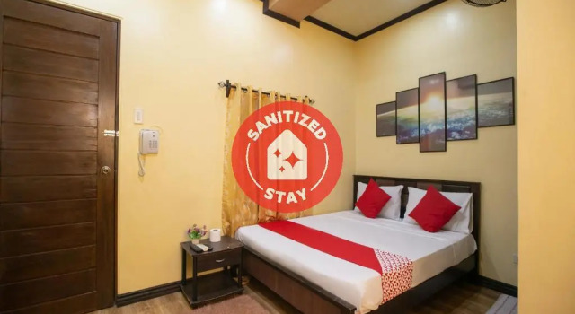 Rjat Guesthouse, Varaa Hotelli Calamba Laguna
