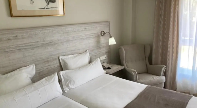 Двухместный номер Standard с видом на бассейн Hotel Jerez AQ35