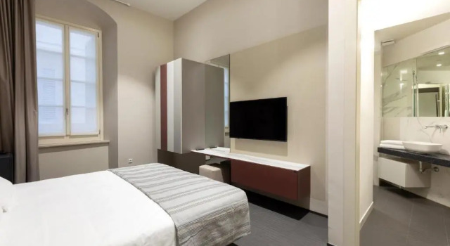 Salina Luxury Suites