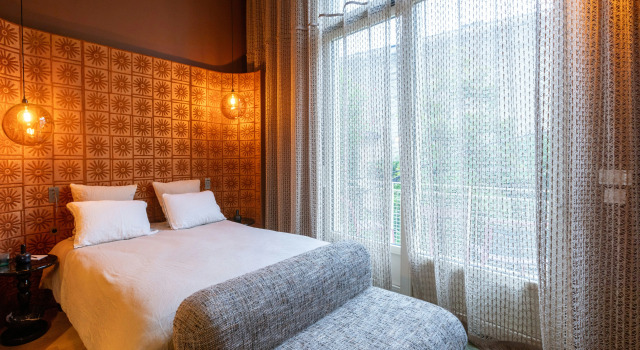 Yndo Hotel