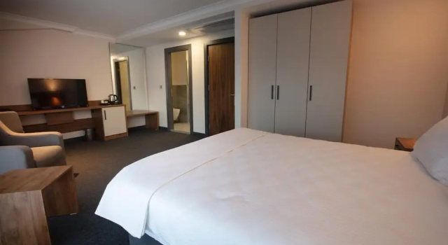 Valent Otel Business