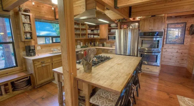 Smokey Joes 5 Bedroom Cabin by RedAwning, Boek Vakantiehuis Zephyr Cove Nevada
