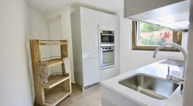 Casa Bianca, Забронировать Дом для отпуска Коттеджи Изумрудного берега, Коттедж