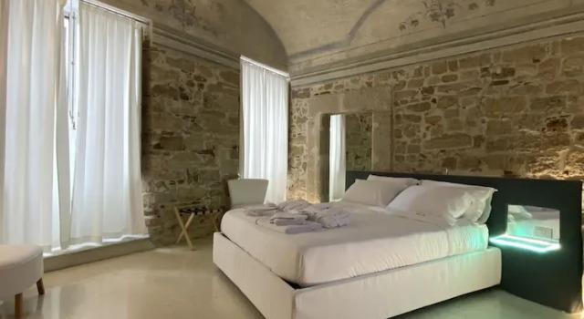 Standard Doppel Zimmer mit Stadtblick Ambrosia-Timeless Hosting